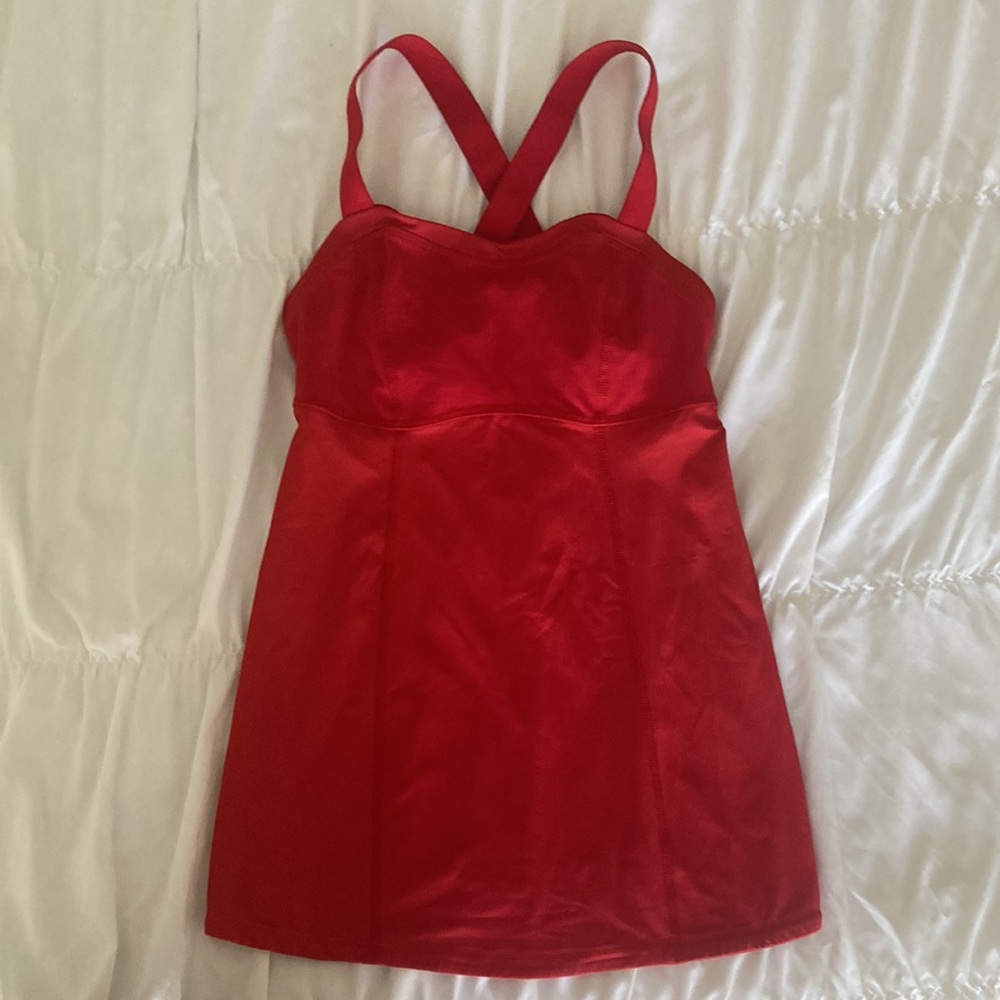 Lululemon top
